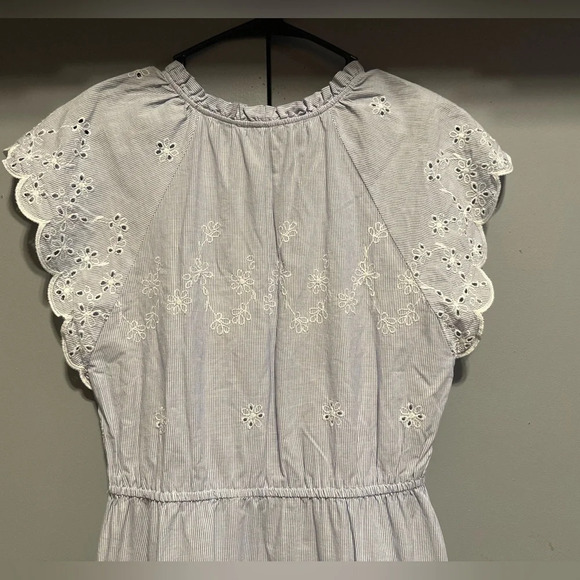 ❤️Liz Claiborne - Light Blue Striped Floral Embroidered Skirt (Size Medium) - Picture 10 of 11